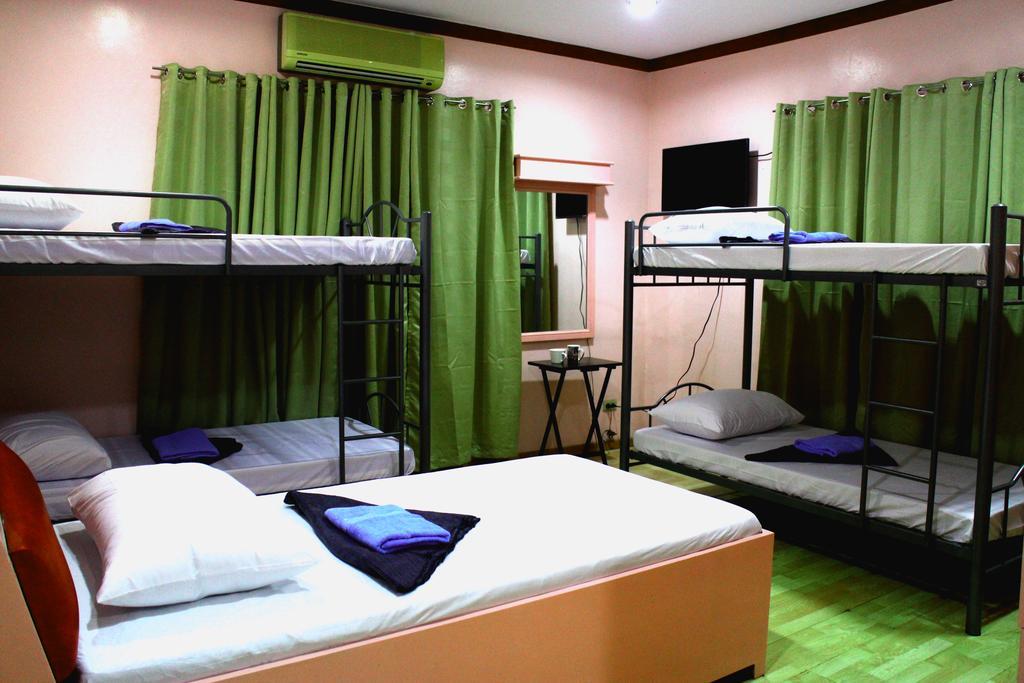 Tagaytay Garden Budgetel - City Center Tagaytay City Pokoj fotografie